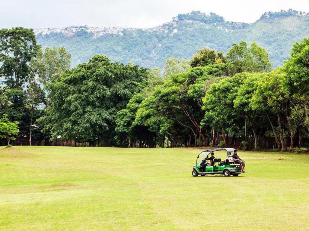Aye Thar Yar Golf Resort Таунджи Екстер'єр фото