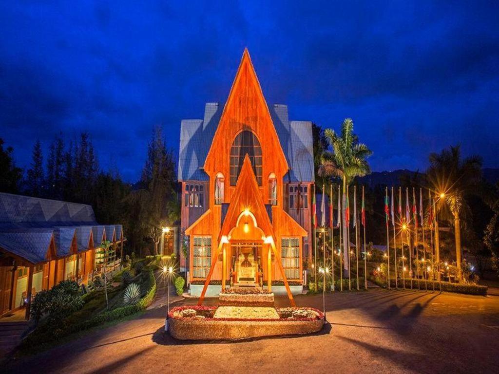 Aye Thar Yar Golf Resort Таунджи Екстер'єр фото