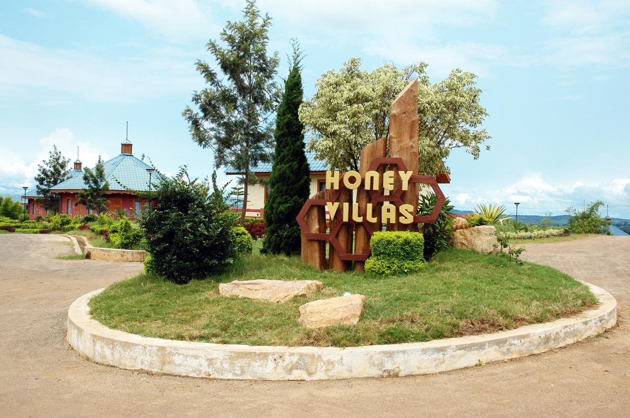 Aye Thar Yar Golf Resort Таунджи Екстер'єр фото