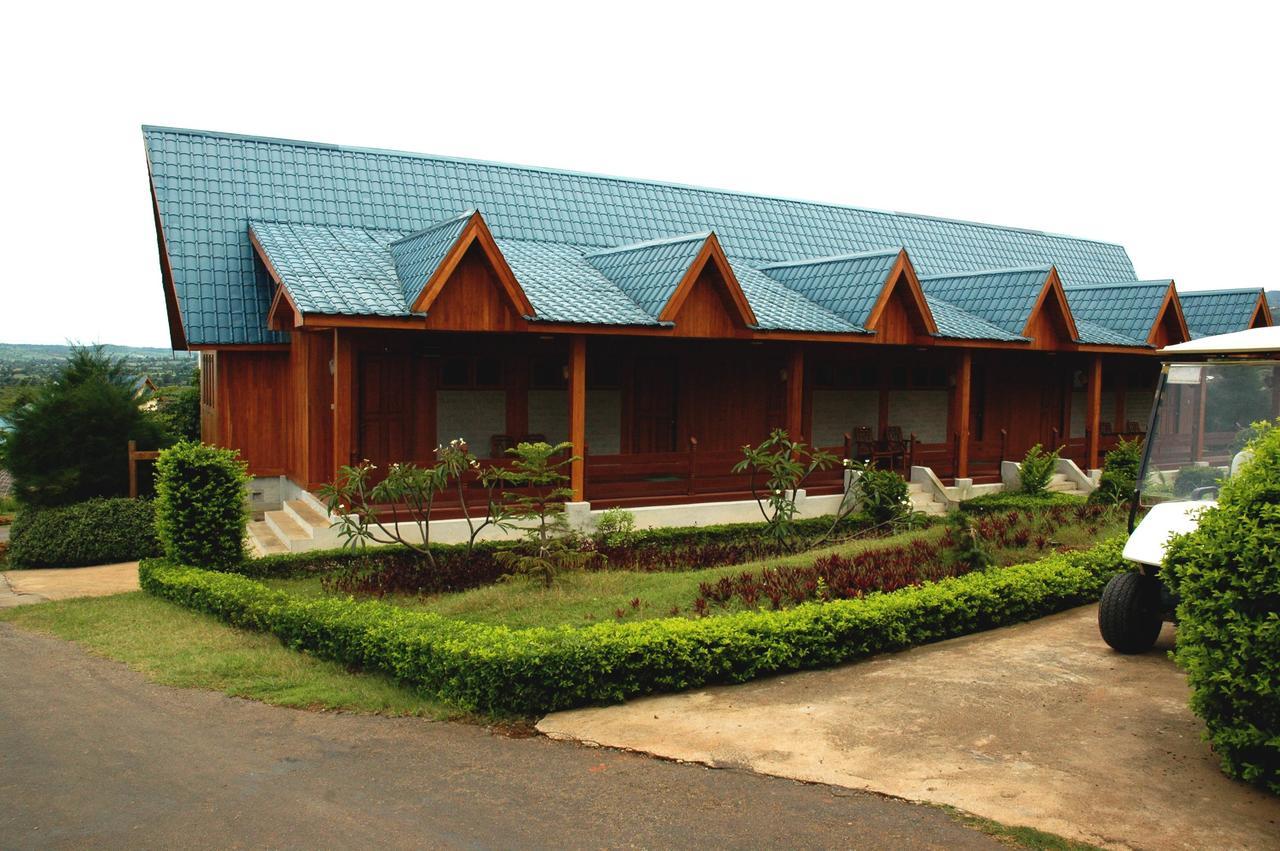 Aye Thar Yar Golf Resort Таунджи Екстер'єр фото